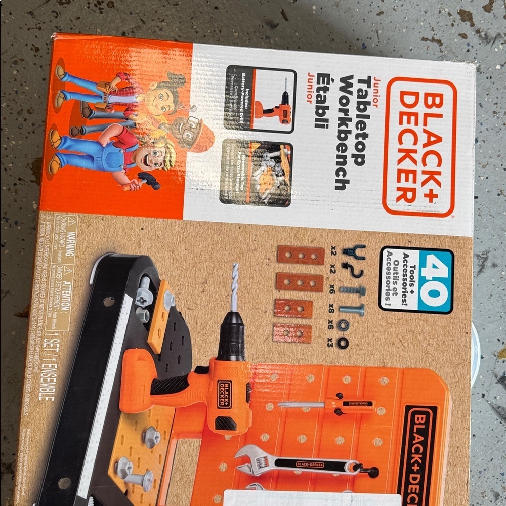 BLACK and DECKER Tabletop Workbench ages 3 + 40 Tools and accessories - Picture 4 of 5